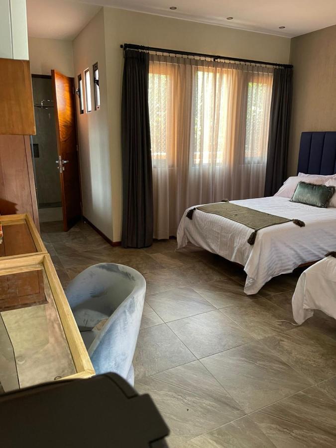 Hotel Arista 1026 ซานหลุยส์โปโตซิ ภายนอก รูปภาพ