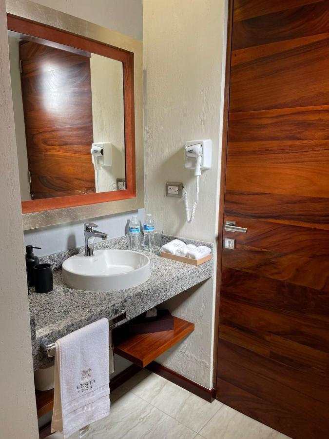 Hotel Arista 1026 ซานหลุยส์โปโตซิ ภายนอก รูปภาพ