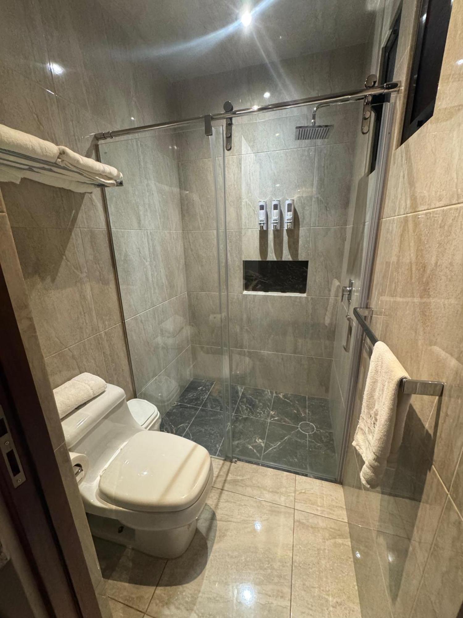 Hotel Arista 1026 ซานหลุยส์โปโตซิ ภายนอก รูปภาพ